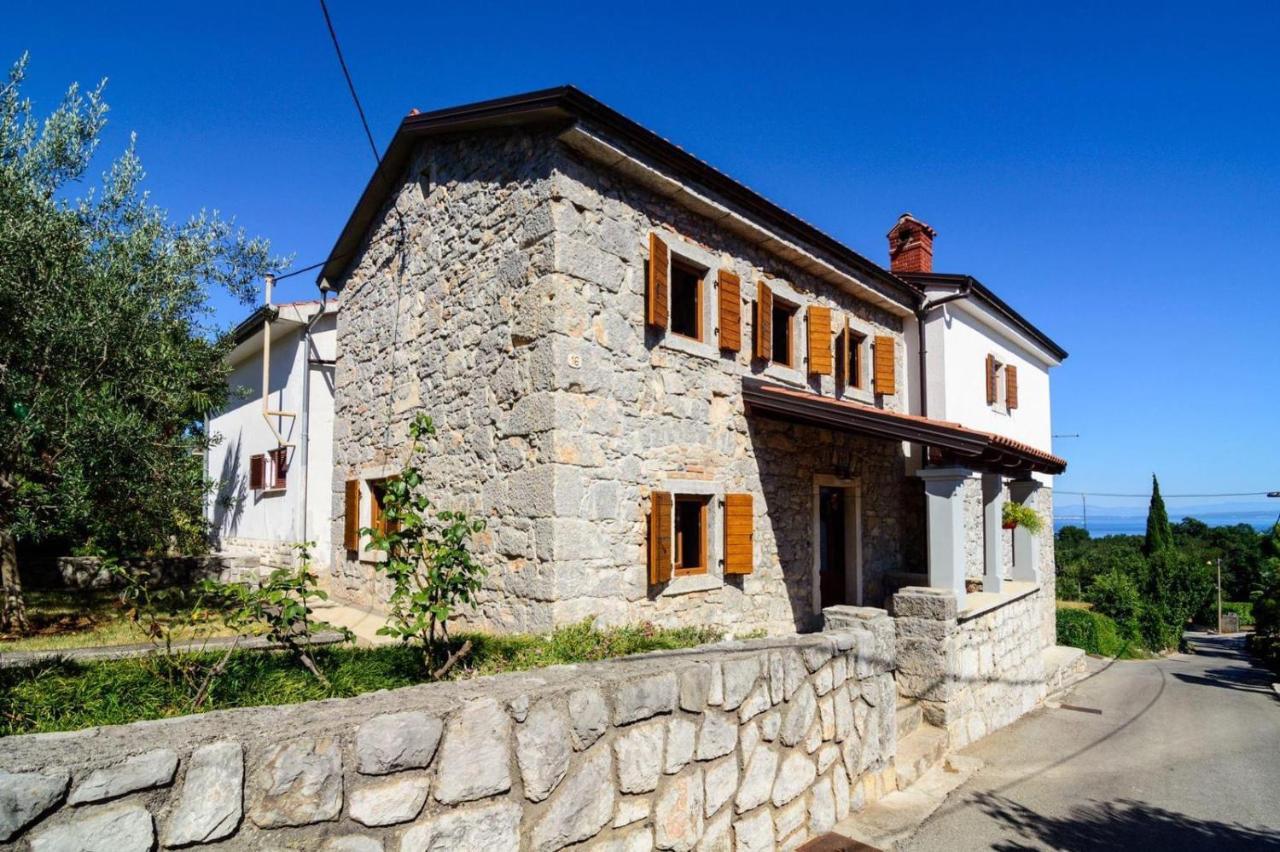 Villa Fani With Jacuzzi Ičići Buitenkant foto