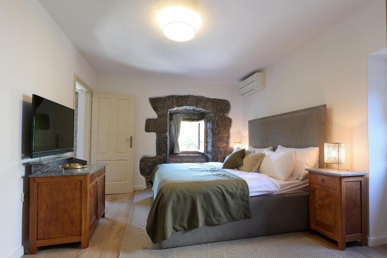 Villa Fani With Jacuzzi Ičići Buitenkant foto