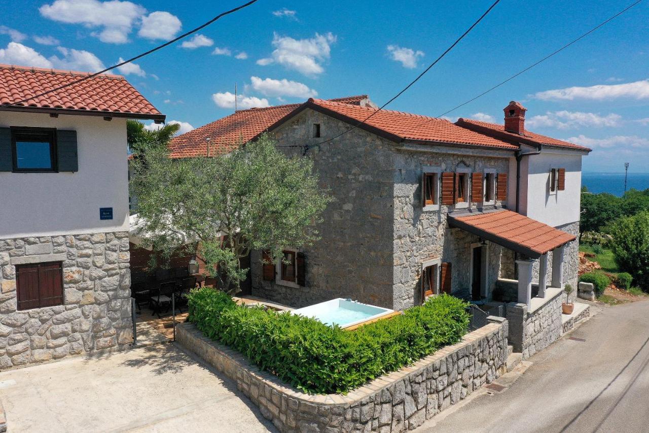 Villa Fani With Jacuzzi Ičići Buitenkant foto