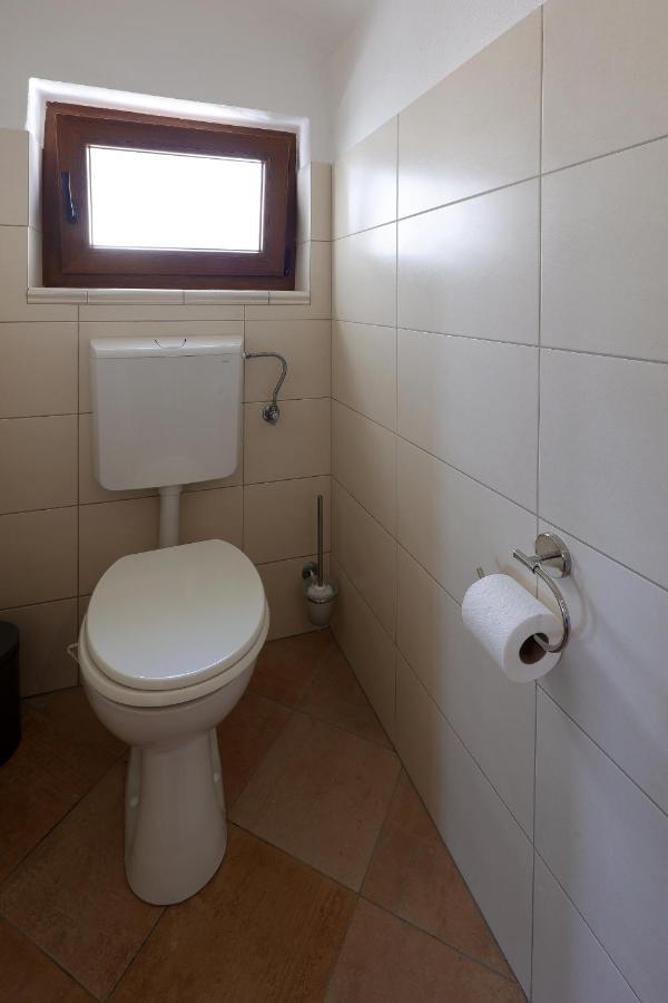 Villa Fani With Jacuzzi Ičići Buitenkant foto