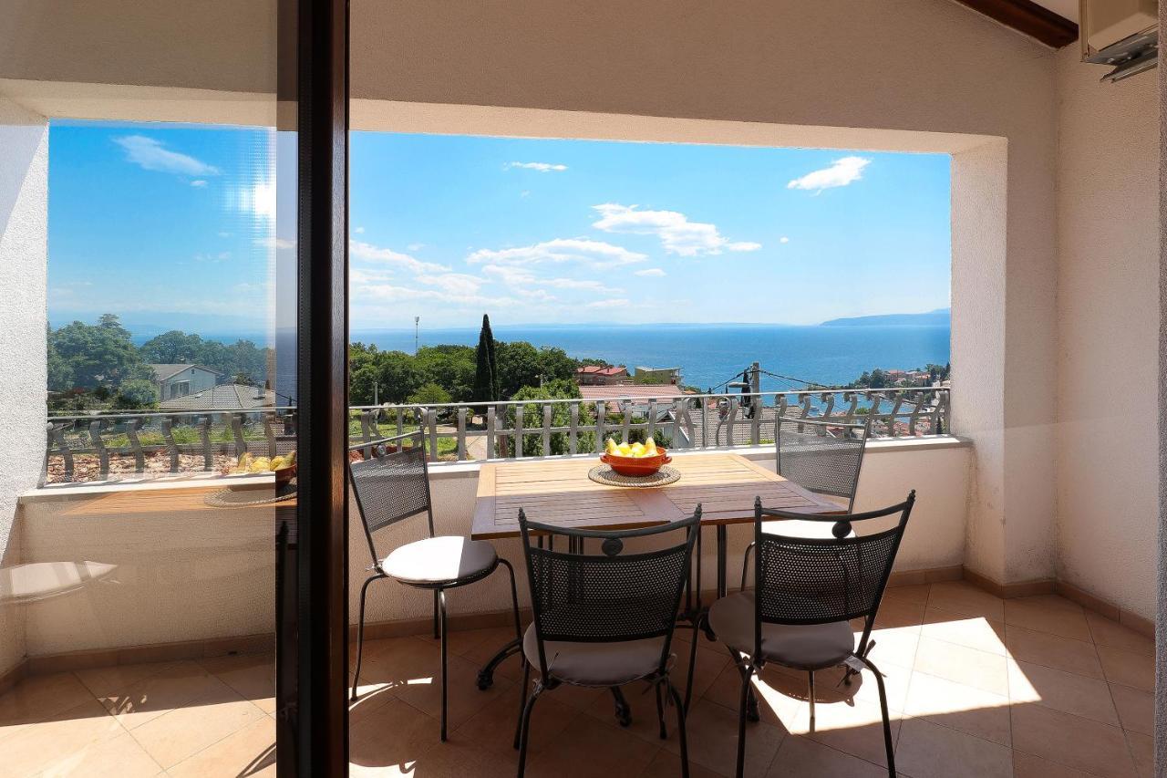 Villa Fani With Jacuzzi Ičići Buitenkant foto