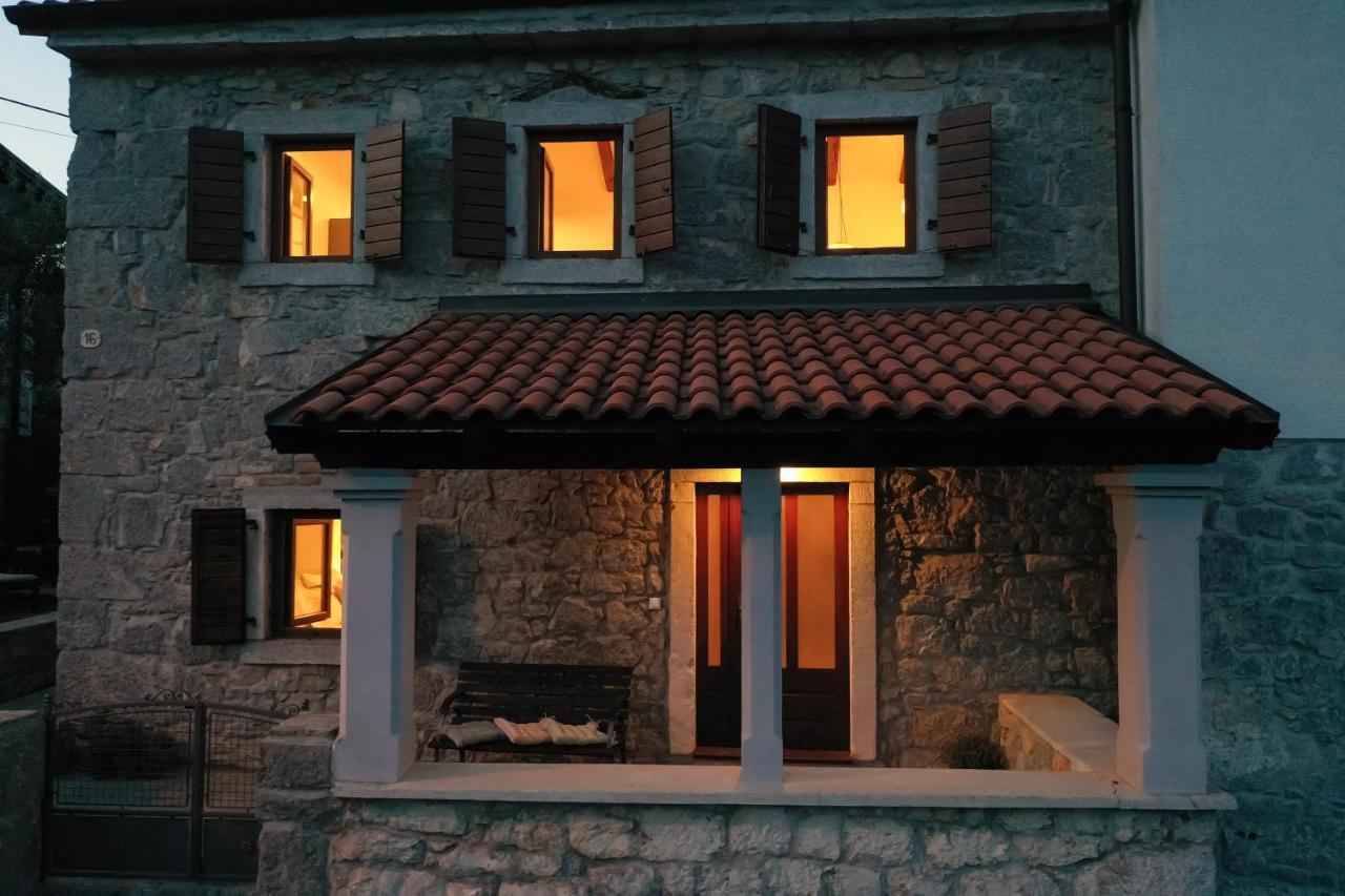 Villa Fani With Jacuzzi Ičići Buitenkant foto