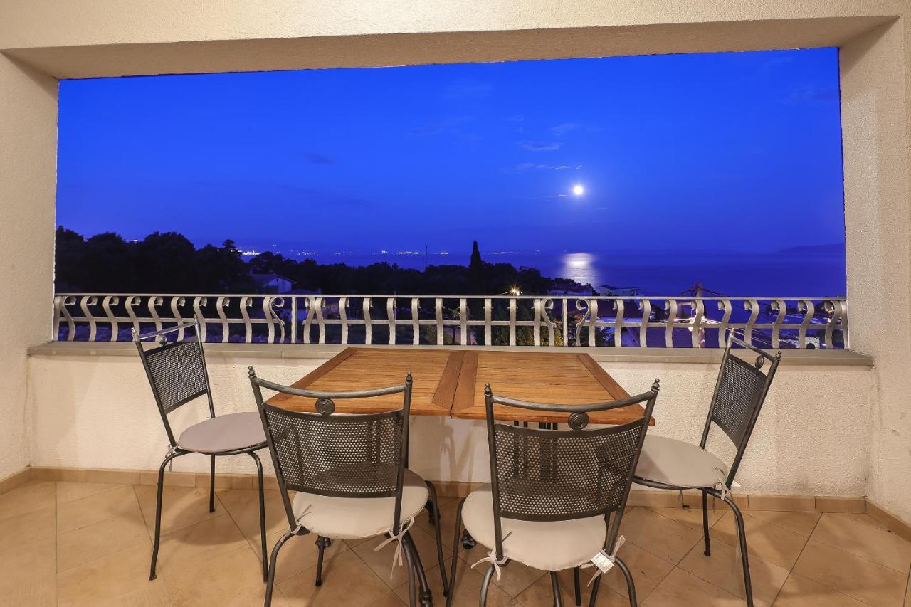 Villa Fani With Jacuzzi Ičići Buitenkant foto